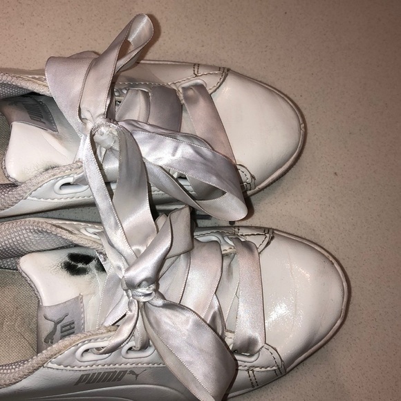 White Puma Sneakers - Picture 4 of 6